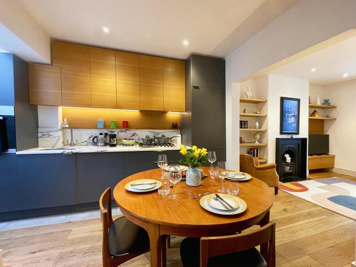 Stylish 2-Bedroom Townhouse Next To Brighton Station Exterior photo